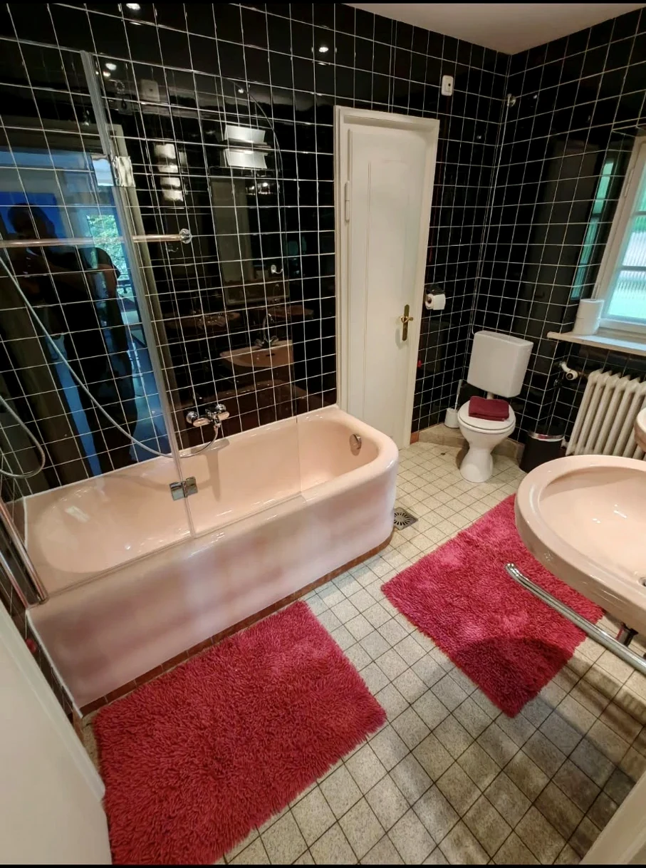 Gründlich gereinigtes Badezimmer